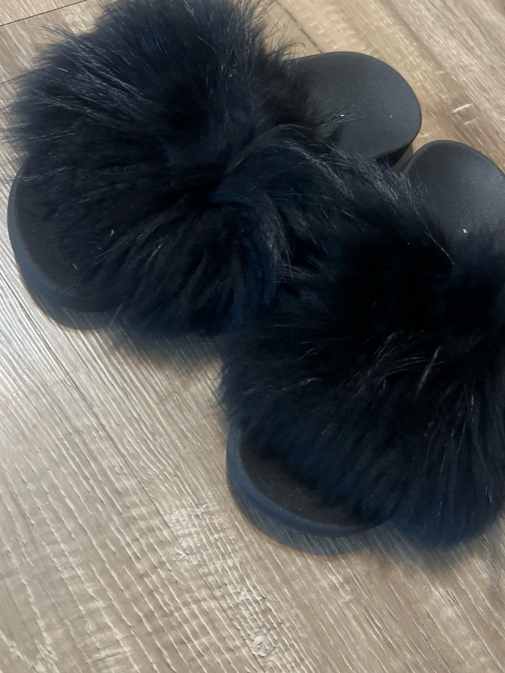 Black Faux Fur Slide Sandals - Women's Cozy Fashion